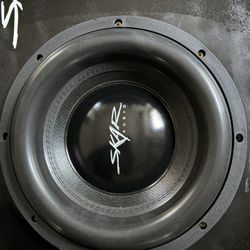 Single Skar  Audio Evl 12 D2 1250 Rms In Ported Box Tuned To 32hz
