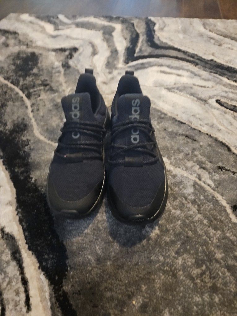 Size 7 And The Brand Is Adidas