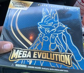 Pokemon Tcg mega lucario etb