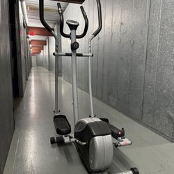 Sunny Health Fitness Elliptical