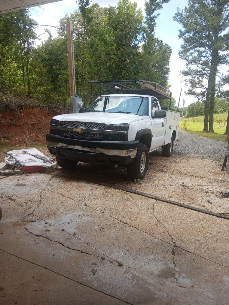 2004 Chevrolet Silverado 2500 HD