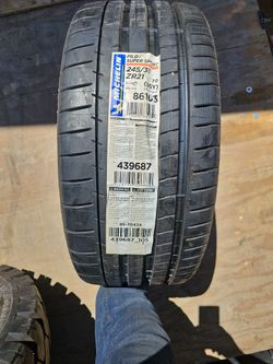 Michelin Pilot Super Sport 245/35zR21