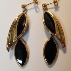 Earrings Onxy And 14kt. Yellow Gold 