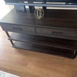 Tv stand 