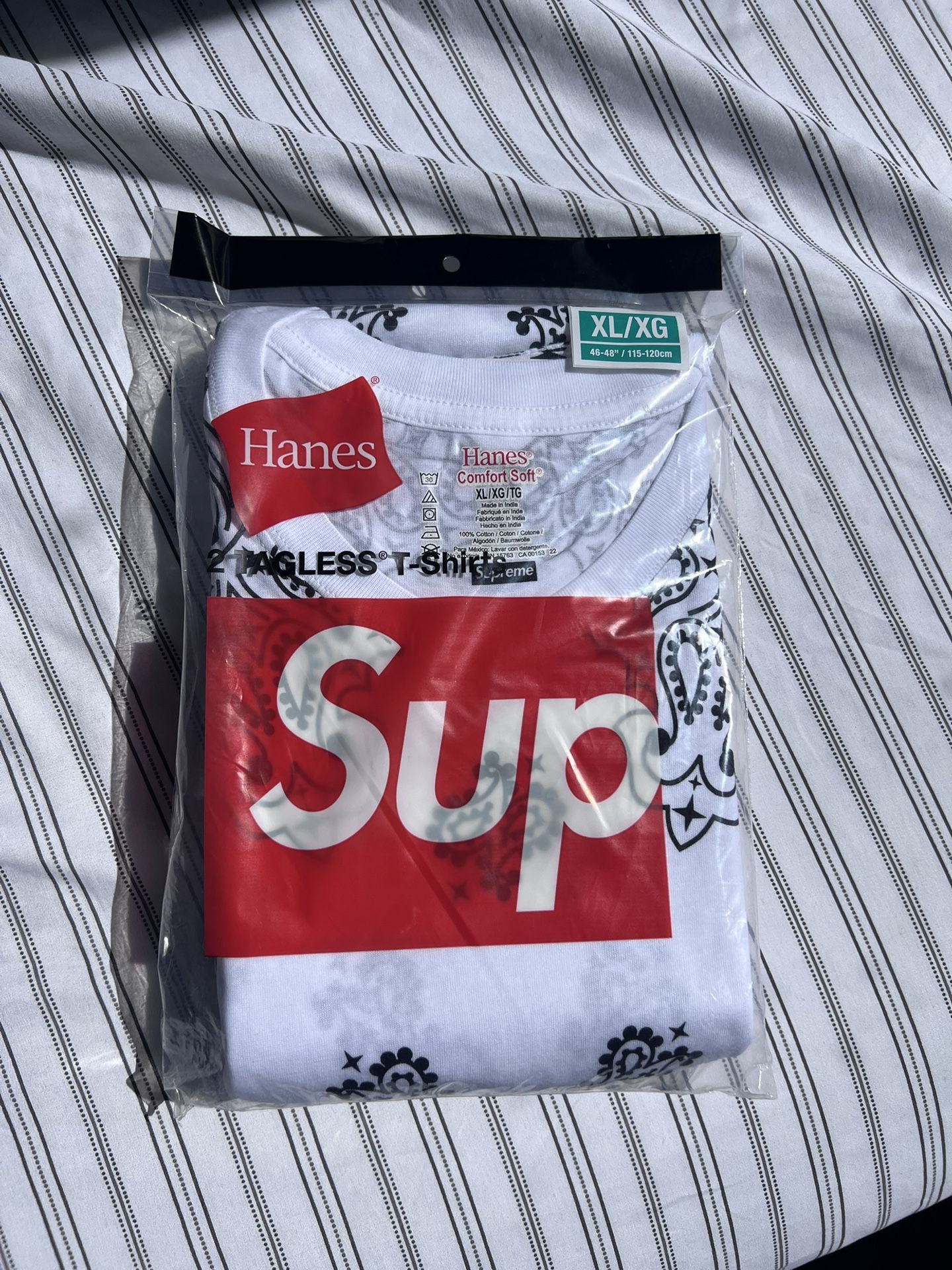 Supreme Bandana Hanes Shirts
