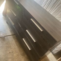 Dresser 6 Drawers 
