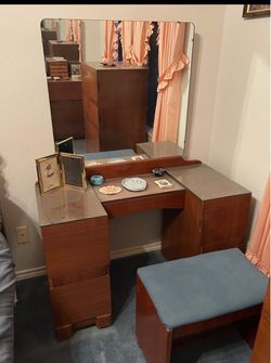 1940s 50s Waterfall Vanity