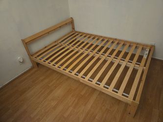 Full Size Bed Frame (Ikea Luroy)