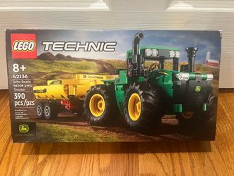 Brand New Lego technic 42136 John Deere 9620R 4WD tractor