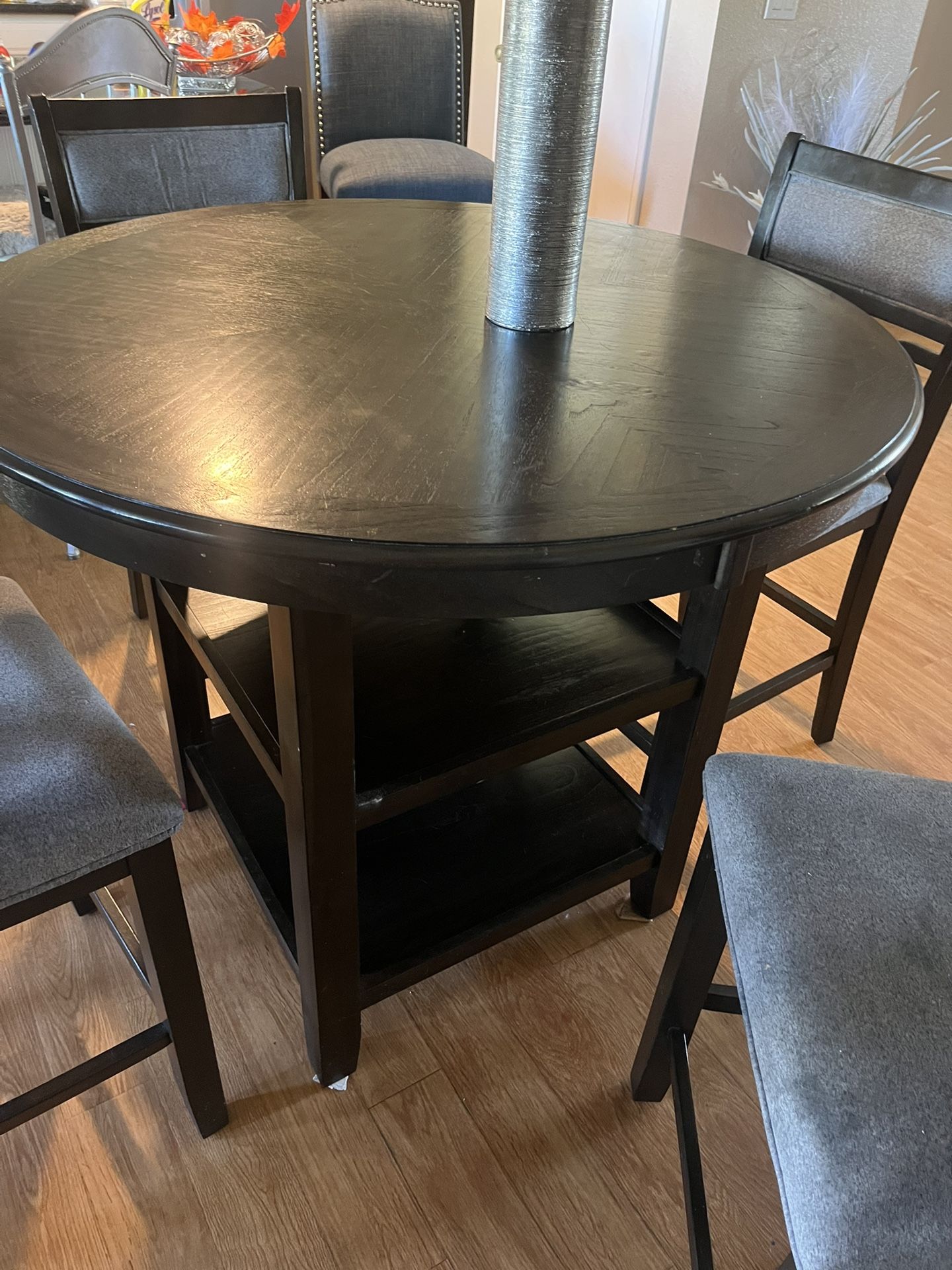 Kitchen Table 4 Chairs