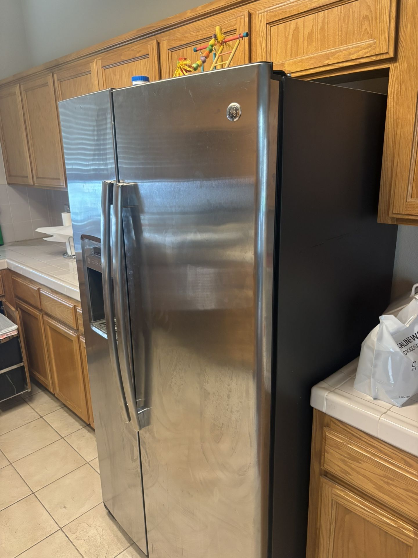 Refrigerator