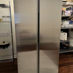 Samsung Nice Clean Refrigerator Ready To Use