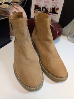 Universal Thread Women’s Tan Faux Suede Ankle Booties Side Zip Round Toe 8.5