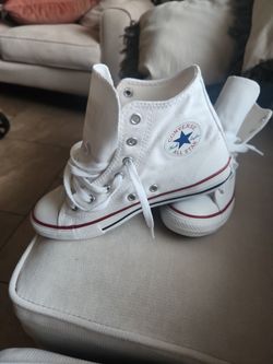 New Converse Size 3
