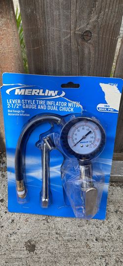 Dual-Head Air Chuck Inflator with Dial Gauge/Inflador Con Manómetro De Cuadrante Y Boquilla De Doble