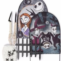 15 Piece Graveyard Kit The Nightmare Before Christmas 