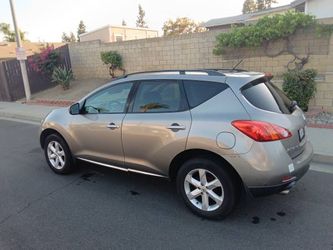 2009 Nissan Murano s AWD 130k low miles 1-owner
