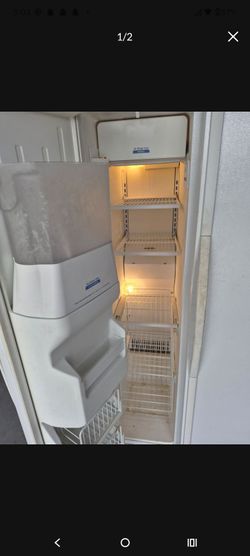 Refrigerator in excellent working condition
