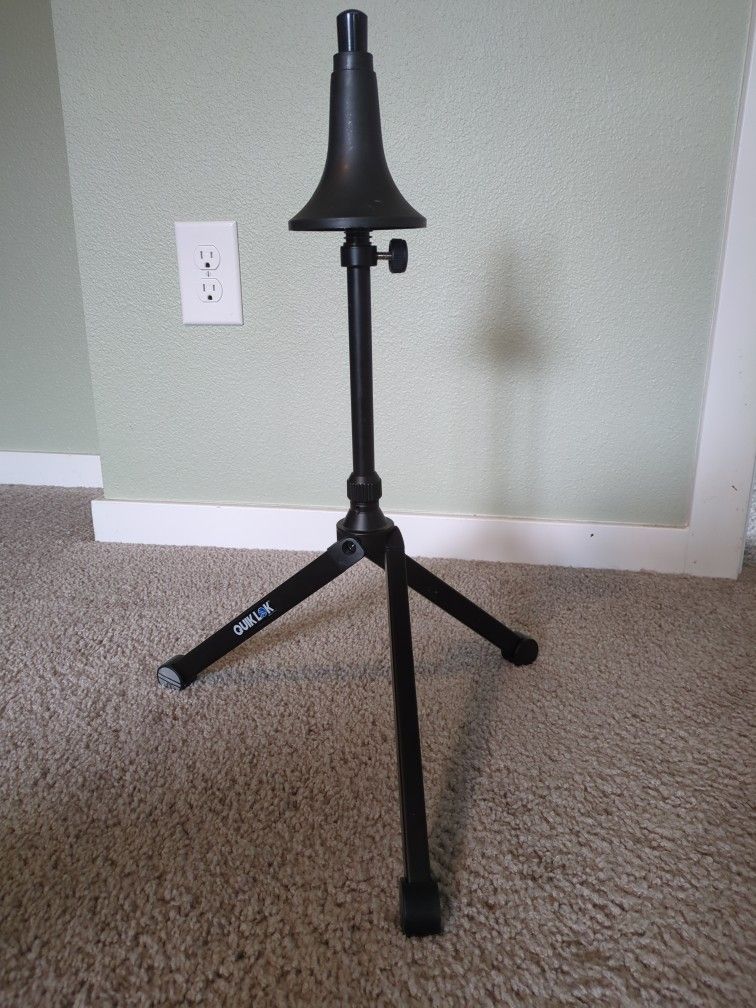 Trumpet stand