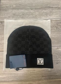 LV BEANIE BLACK AND DARK GREY ⚫️🩶