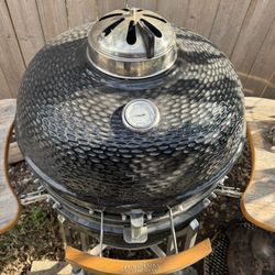 Ceramic Kamado Charcoal Grill