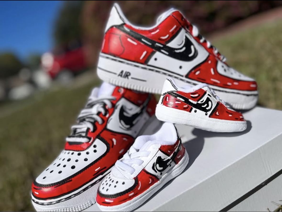 Custom “UGA” Air Force 1 Bundle