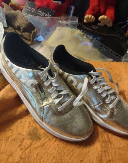 Rare Retired California 101 Pumas 9 1/2