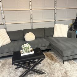 Sectional Couch 