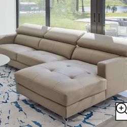 City furniture sofa