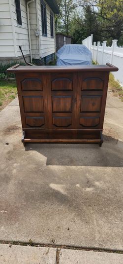 Solid wood bar $150,00 OBO