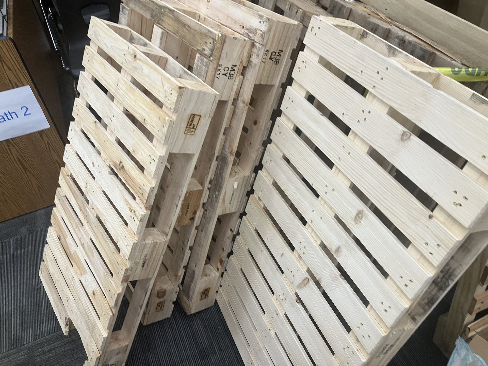 Clean Wood Pallets Home Garden Decor