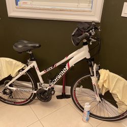GTX1 dual  sport SCHWINN aluminum ******EXCELLENT SHAPE******