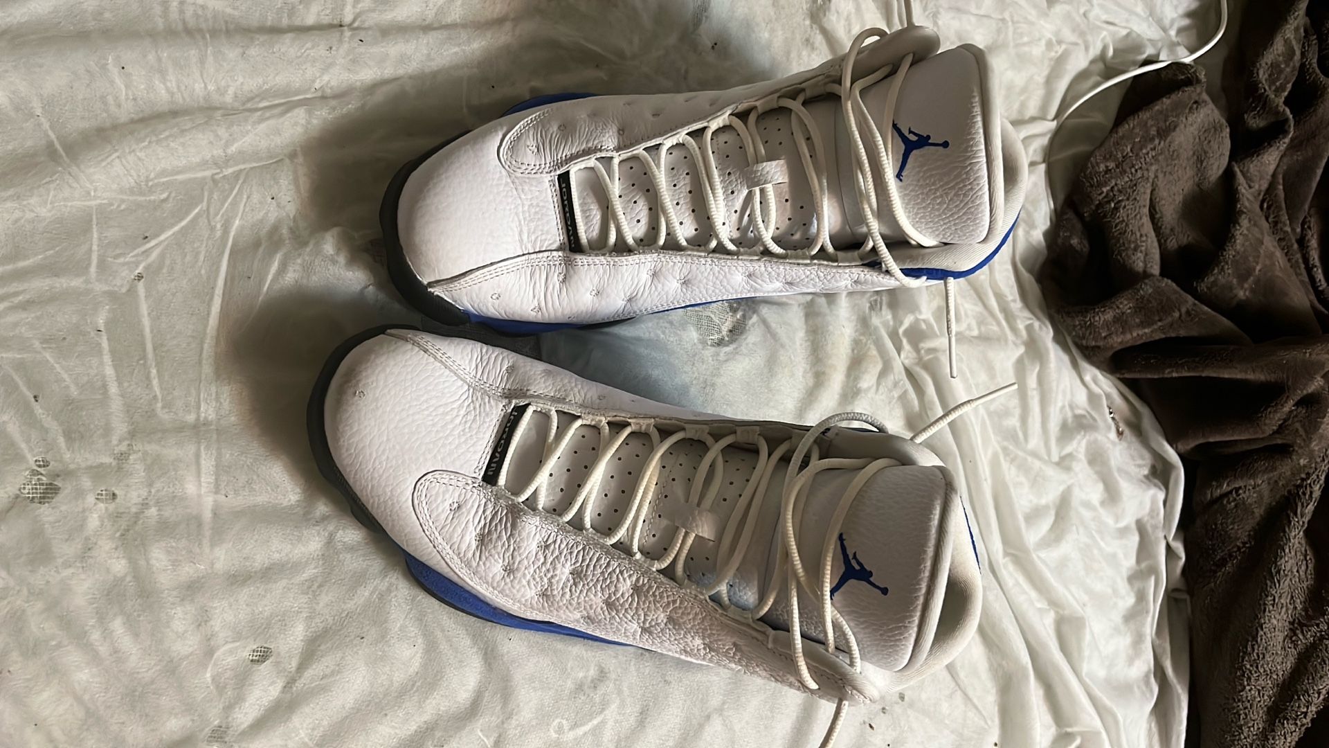 Air Jordan 13 Retro Hyper Royale 