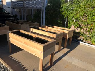 Raised Planter Box