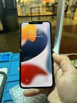 Like New iPhone 11 Pro Max 64 GB Unlocked