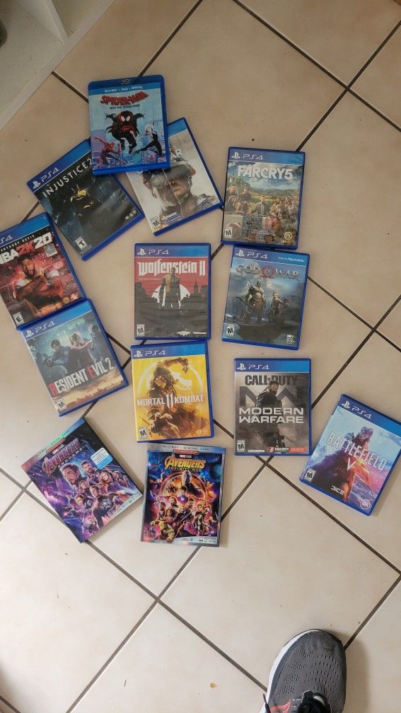 Bulk PS4 Video Games/Movies