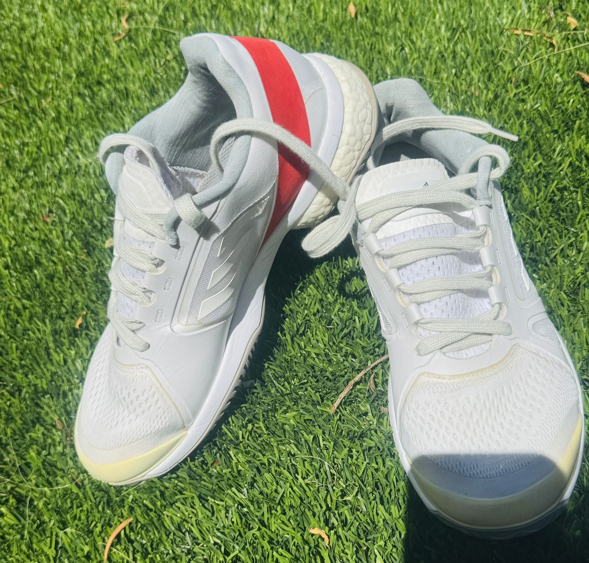 Women`s Stella Court Tennis Shoes White and Lucid Red