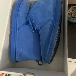Men Uggs Sz11