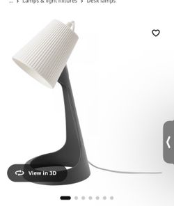 IKEA lamp w/2 light bulbs
