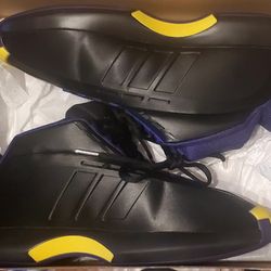 KOBE SHOES CRAZY 1 NEW SIZE 12 MAMBA