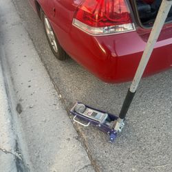 1.5 Ton Jack 