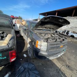 Chevy Silverado 1500 (2013  Only Parts 