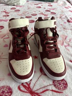 Nike Court Borough Mid 2
