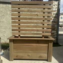 Custom Made Planters, Privacy Screens, Garden Beds