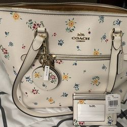 3-Pc Set Medium Tote Bag Coach NWT Wildflower With ID Case Wallet & Bag Charm/Mirror