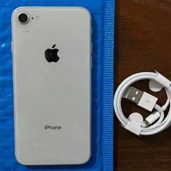 Apple iPhone 8 64 GB in Silver for Unlocked

