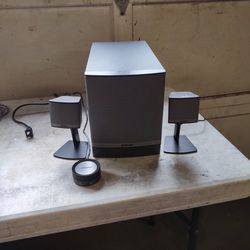 Bose Companion 3  Sound System