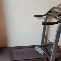 Treadmill 