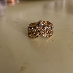 Antique V Style Ring 14k With Gold Perals And Rope Design/w 7 .15 Carat Vvs Diamonds (VERY CLEAR)
