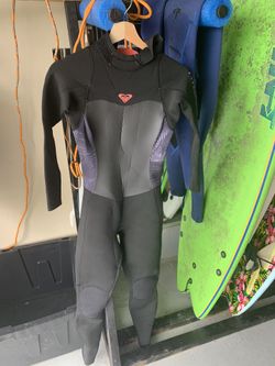 Roxy Women’s Wetsuit Size 2